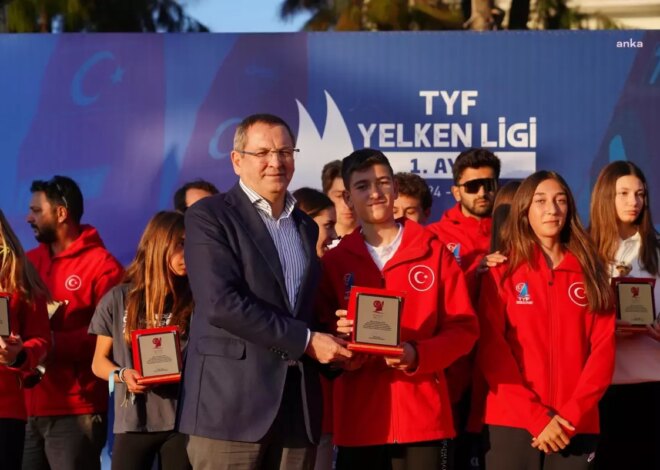 Ayvalık’ta Yelken Ligi Yarışları Başladı